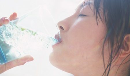 ミネラルウォーターは防腐剤などが一切含まれていない