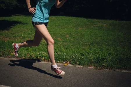 運動時に水素水を摂取し疲労を減らそう