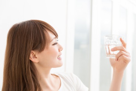 水素水は肌荒れに効果的